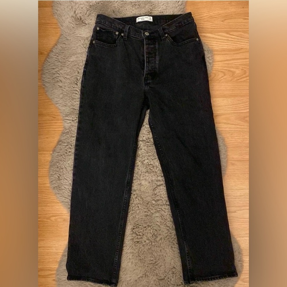 Abercrombie & Fitch 28 Faded Black Streetwear Relaxed Fit High Rise Dad Jean